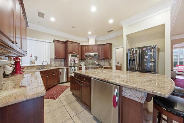 2000 Wellington Drive, Milpitas CA: https://media.crmls.org/mediaz/82eeddef-e36e-4e02-a541-d663466c1435.jpg