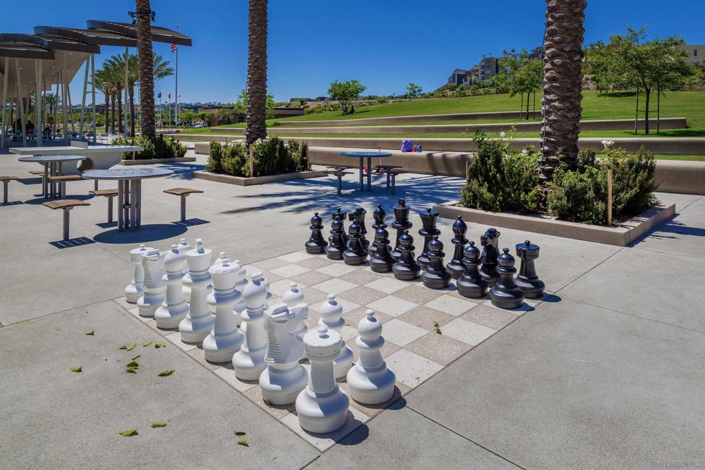 https://media.crmls.org/mediaz/82eef5d3-3b8a-4698-9700-fd793917ca38.jpg?preset=X-Large