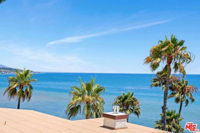 26664 Seagull Way, Malibu CA: https://media.crmls.org/mediaz/82ef8737-94e0-456e-bfdc-5b06a6f5ef6e.jpg