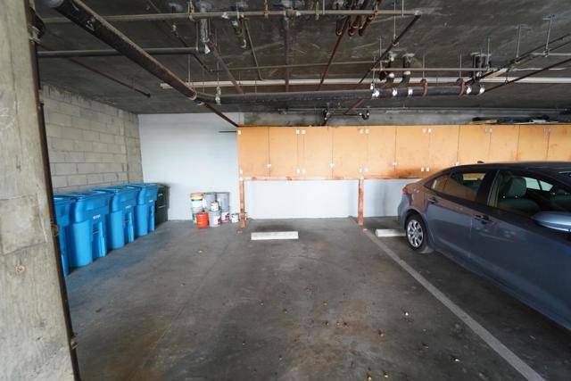 416 Portofino Drive, San Carlos CA: https://media.crmls.org/mediaz/82f1827e-69c8-427e-a65d-9800db851846.jpg