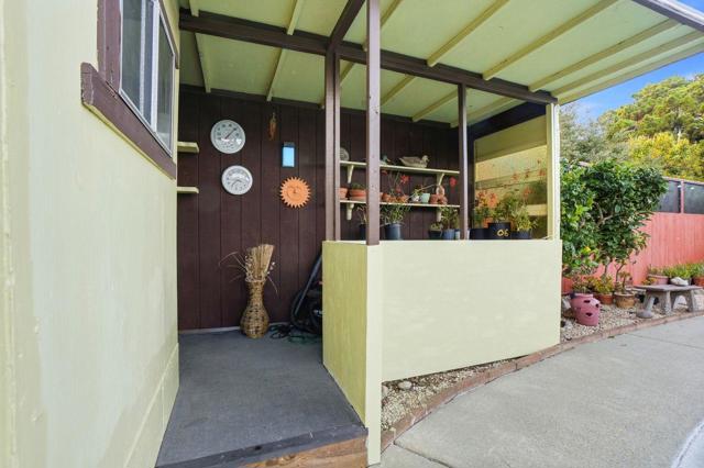 312 Alta Mesa Drive, South San Francisco CA: https://media.crmls.org/mediaz/82f2be90-6856-45af-a62e-7d777bf71115.jpg