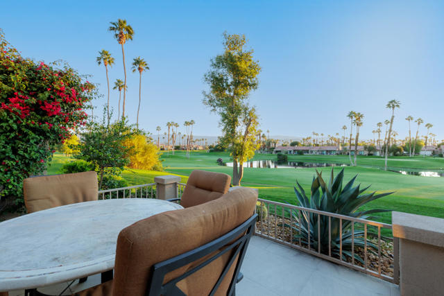 38348 Zinnia E Lane, Palm Desert CA: https://media.crmls.org/mediaz/82f2c03e-d7b3-42bd-8bad-d0a26eb87123.jpg