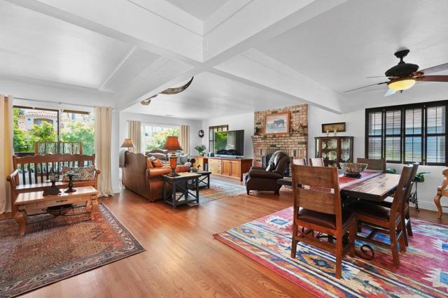 4386 Niagara Ave, San Diego CA: https://media.crmls.org/mediaz/82f3c928-df24-46b6-900e-e8f3c3ee5bbc.jpg