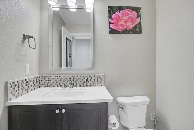 1246 S Wilshire Avenue, Mountain House CA: https://media.crmls.org/mediaz/82f430f0-6694-4533-85a3-2e379716f24a.jpg