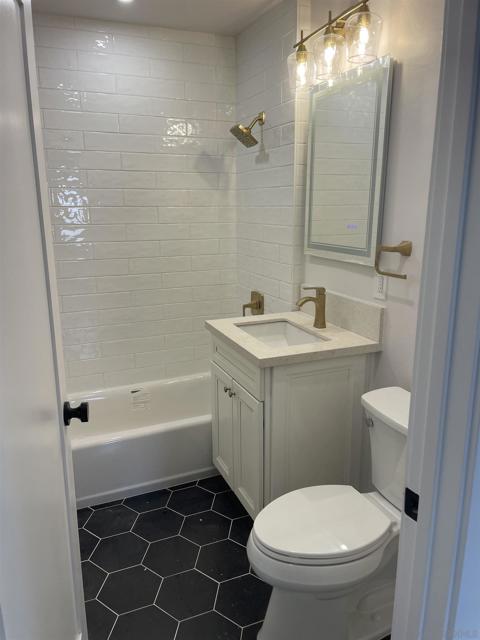 823 Georgia St, Imperial Beach CA: https://media.crmls.org/mediaz/82f4867e-758c-4464-8cd9-a4cbc9d09e7c.jpg