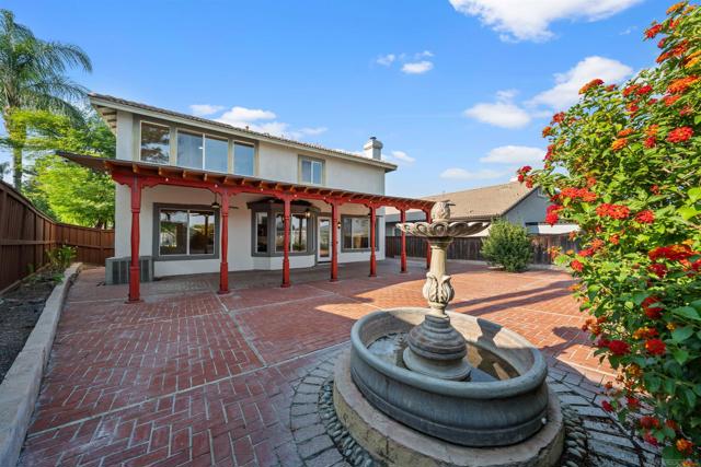 32991 Adelante St, Temecula CA: https://media.crmls.org/mediaz/82f4ae92-f004-477d-8560-eff74e123c0a.jpg