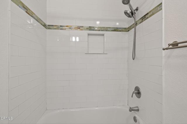 MLS #V1-33263 image #15