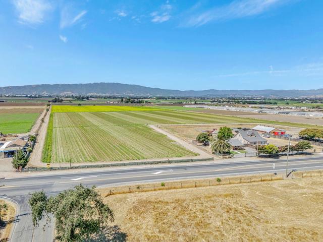 2718 Ferguson Road, Gilroy CA: https://media.crmls.org/mediaz/82f543c5-00bc-49bd-bb9f-78e3e24c615b.jpg
