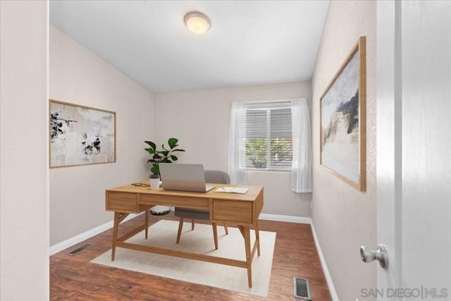 809 Discovery St, San Marcos CA: https://media.crmls.org/mediaz/82f606ac-dbf4-4725-b4b1-2d46c1dff41b.jpg