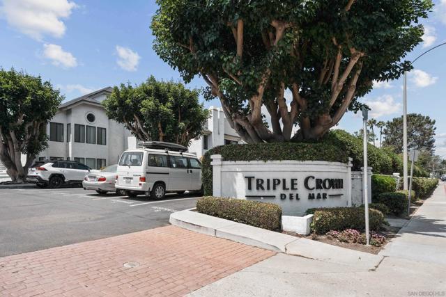 528 Via De La Valle, Solana Beach CA: https://media.crmls.org/mediaz/82f72435-b233-496c-b610-1eade9a63133.jpg