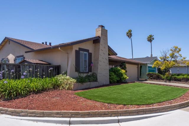 748 Gull Avenue, Foster City CA: https://media.crmls.org/mediaz/82f78480-2bf6-490f-aa4f-711482e45cfe.jpg