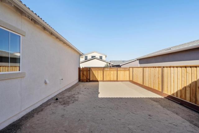 605 Santa Ynez Way, Marina CA: https://media.crmls.org/mediaz/82f7bbc4-4fbb-47f1-a84b-45138a8f91f7.jpg