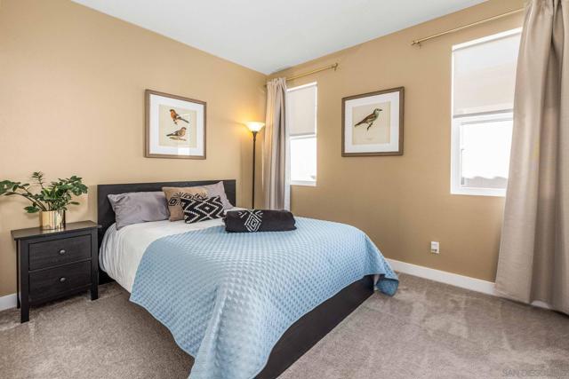 Image 21 of 70 For 8988 Trailridge Ave