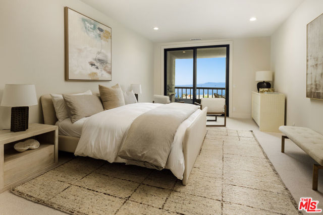 86 Seaview Drive, Santa Barbara CA: https://media.crmls.org/mediaz/82f934ad-e185-40d4-b053-2092276d6446.jpg