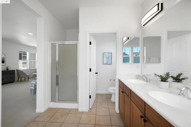 1165 Cottage Ln, Hercules CA: https://media.crmls.org/mediaz/82f95f55-fa78-431b-b328-bc472903600e.jpg