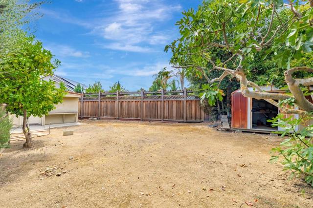 1615 Corte De Callas, San Jose CA: https://media.crmls.org/mediaz/82f9ae37-f15b-4e46-94e3-4d73500ec603.jpg