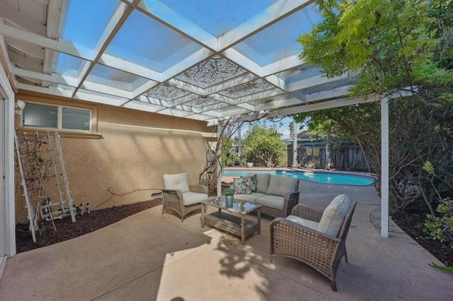 4510 Calaveras Avenue, Fremont CA: https://media.crmls.org/mediaz/82fab96f-e457-462f-bf59-8527e9b62400.jpg