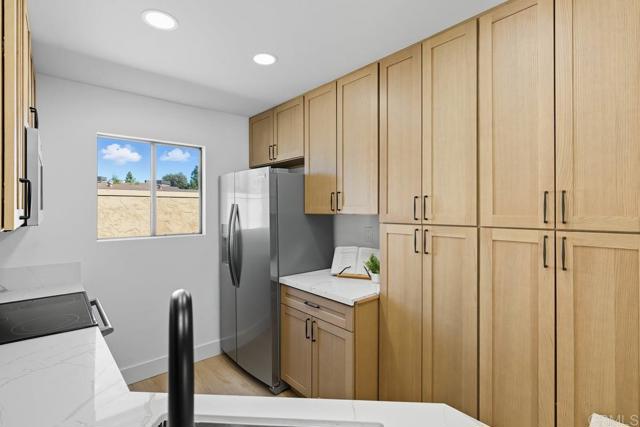 9755 Mesa Springs Way, San Diego CA: https://media.crmls.org/mediaz/82fb48de-5d95-4387-8246-951df8dc39e4.jpg