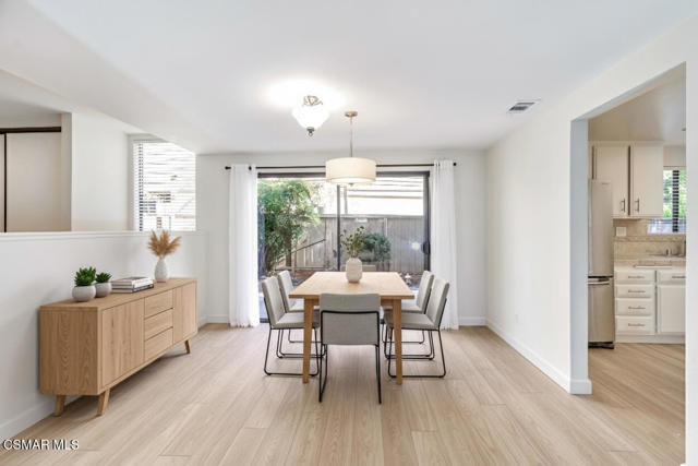 3011 Marigold Place, Thousand Oaks CA: https://media.crmls.org/mediaz/82fb9463-9e9e-4a7e-b11d-07bcc84699b2.jpg