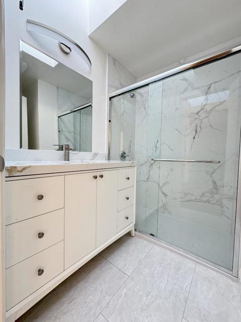139 Bridgeview Drive, San Francisco CA: https://media.crmls.org/mediaz/82fc0069-9f32-4fbf-a3f1-9f664dc42d01.jpg
