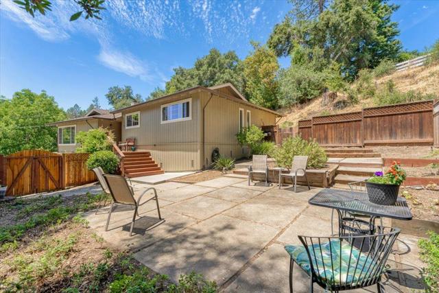 335 Hallsons Lane, Ben Lomond CA: https://media.crmls.org/mediaz/82fed379-fd79-41b9-8682-8ef552119b30.jpg