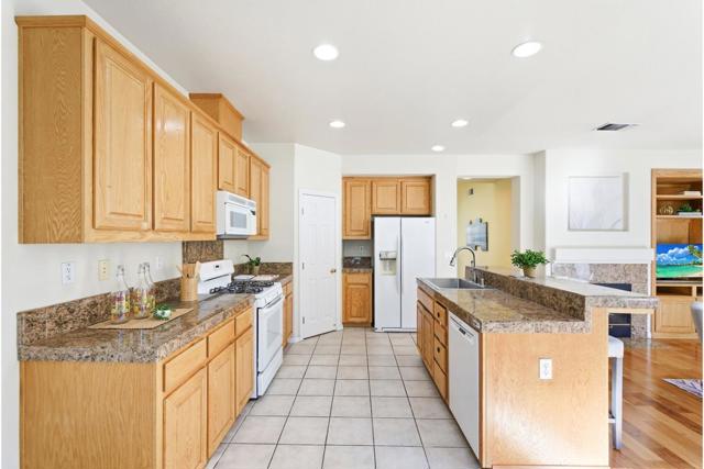 2014 Gammell Brown Place, Santa Clara CA: https://media.crmls.org/mediaz/82ffb12d-d8fd-4e88-8176-ebae7d2f8c0d.jpg