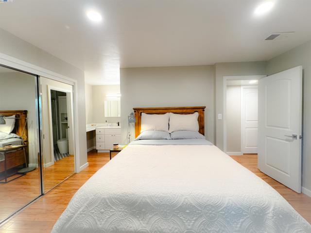 148 Ascot Ct, Moraga CA: https://media.crmls.org/mediaz/82ffeb75-d5c8-41c7-9749-1faaa4adc2f3.jpg