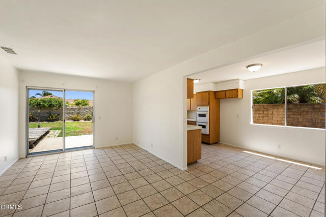 Detail Gallery Image 9 of 36 For 1848 Savannah Ave, Ventura,  CA 93004 - 4 Beds | 2 Baths