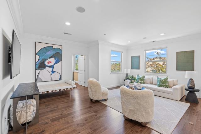 11577 Sweet Willow Way, San Diego CA: https://media.crmls.org/mediaz/8301af00-b62f-43b4-be5e-bac070f0533c.jpg