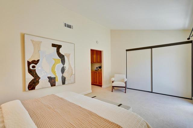 620 Willowgate Street, Mountain View CA: https://media.crmls.org/mediaz/83031112-5c74-4d08-8747-76bfe80bbc2a.jpg