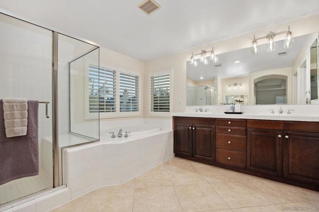 5535 Porter Creek Road, San Diego CA: https://media.crmls.org/mediaz/8303dc94-56c2-42ab-9fe8-eea353301be4.jpg