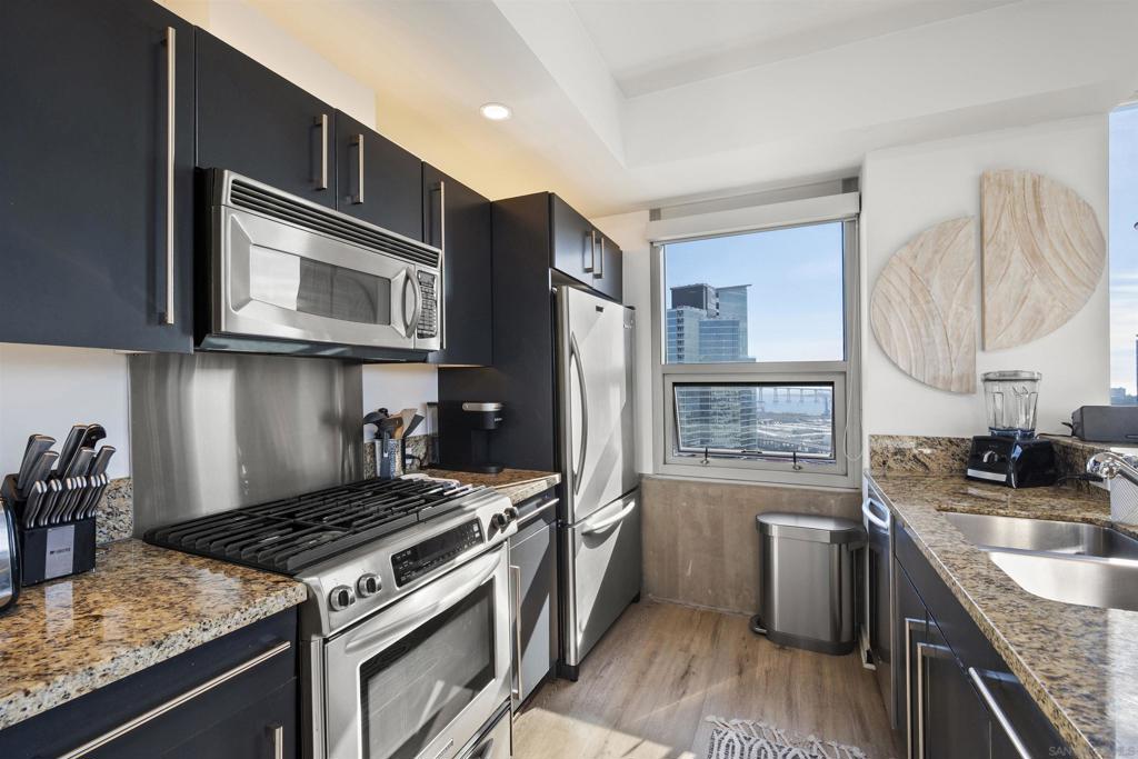 321 10th Ave. - photo 11