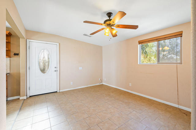 Image 32 of 49 For 16430 Evans Lane