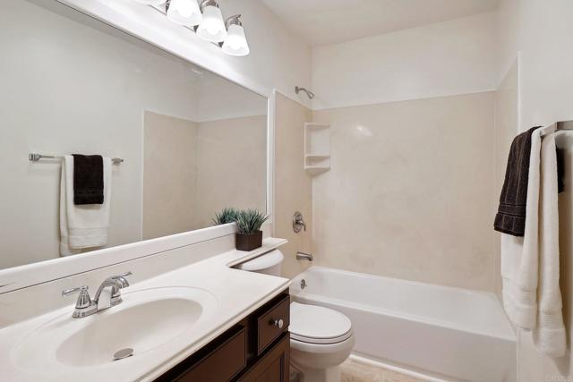 Detail Gallery Image 13 of 24 For 1045 Peach Ave #18,  El Cajon,  CA 92021 - 2 Beds | 1/1 Baths