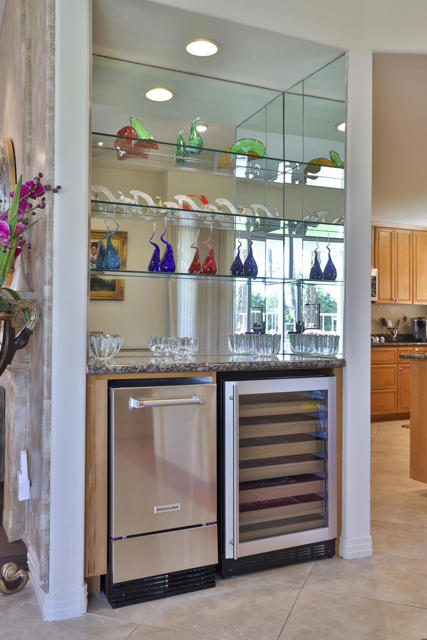 45735 Pawnee Road, Indian Wells CA: https://media.crmls.org/mediaz/8309c1b7-a88b-4599-b421-3abcb6f3a34d.jpg