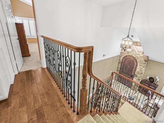 6502 La Paloma St., Carlsbad CA: https://media.crmls.org/mediaz/830a7095-4579-47d8-899d-3a836c2e14ad.jpg