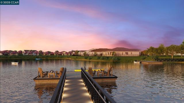 2892 Lakeshore Avenue, Tracy CA: https://media.crmls.org/mediaz/830a97d0-e4a8-4698-800c-d79f9dff5cde.jpg