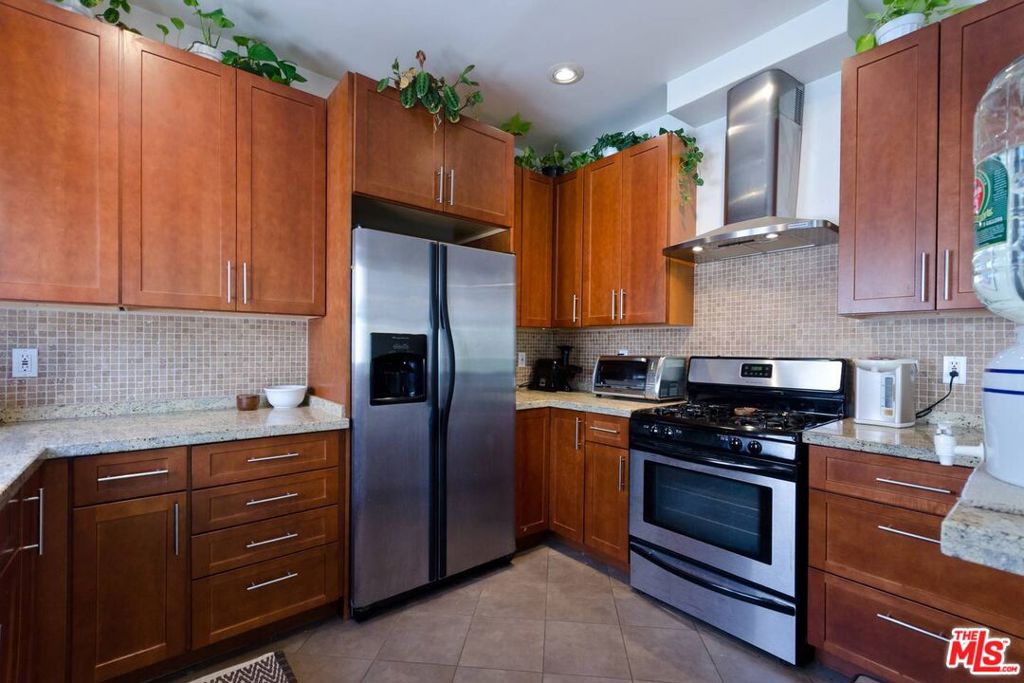 MLS #25567347 image #8