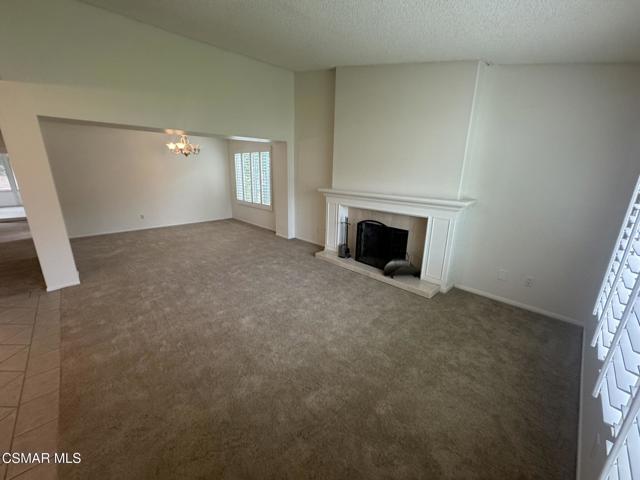 6439 Hazel Circle, Simi Valley CA: https://media.crmls.org/mediaz/830da72b-1103-4aa5-bdc5-a4a45daa4aed.jpg