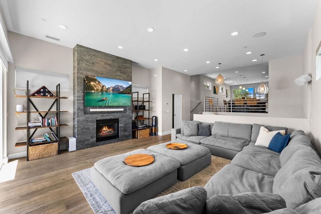 3952 Haines St - photo 2
