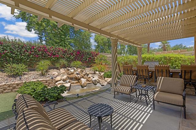 81438 Avenida Altamira, Indio CA: https://media.crmls.org/mediaz/830f2c7b-11a4-4d3f-b7c4-127554f865b3.jpg