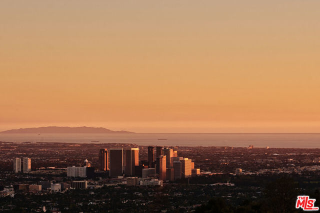 Image 4 of 28 For 624 Cole Place