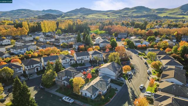 5109 Napa Shore Dr, Fairfield CA: https://media.crmls.org/mediaz/830ffb55-468c-464b-a089-20ce7f33271e.jpg