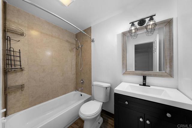 Detail Gallery Image 5 of 27 For 4221 49th Street #1,  San Diego,  CA 92115 - 2 Beds | 2 Baths