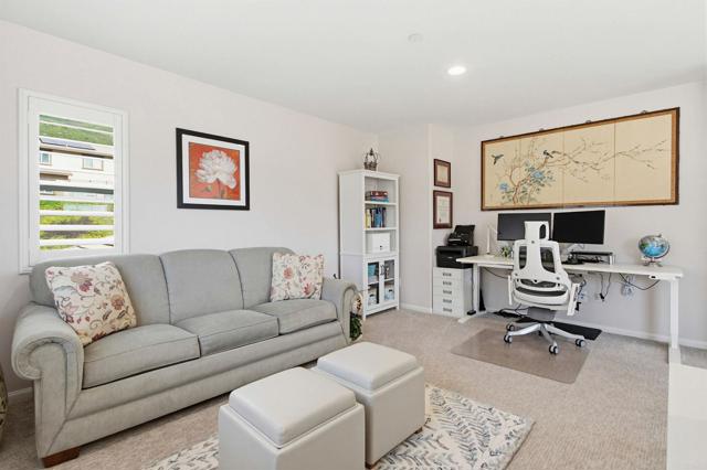 Detail Gallery Image 34 of 64 For 220 Pantaneiro Pl, Fallbrook,  CA 92028 - 3 Beds | 3 Baths