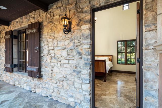 4258 Via Ravello, Rancho Santa Fe CA: https://media.crmls.org/mediaz/83108ba5-7bfd-4cad-9c73-5e98e3aed390.jpg