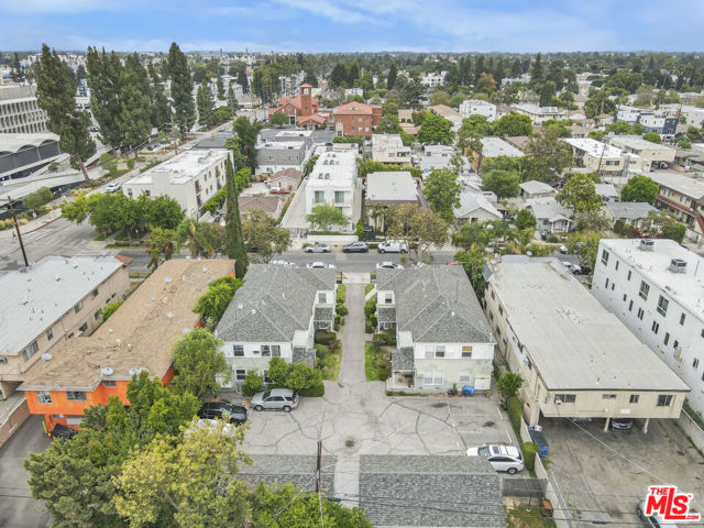 14240 Delano Street, Van Nuys CA: https://media.crmls.org/mediaz/8310f36c-a76c-4422-80ea-a15f791cfb8a.jpg
