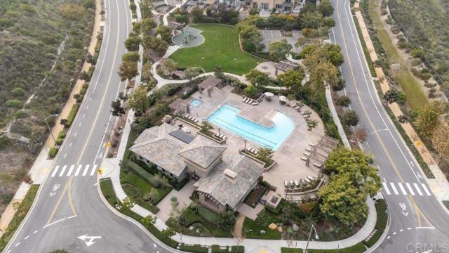 Detail Gallery Image 4 of 27 For 3336 Campo Azul Court Ct, Carlsbad,  CA 92010 - 3 Beds | 2/1 Baths