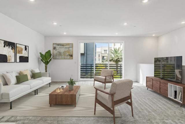 5406 Saffron Way, Dublin CA: https://media.crmls.org/mediaz/83135301-0083-4436-a2a9-b405ce44789c.jpg