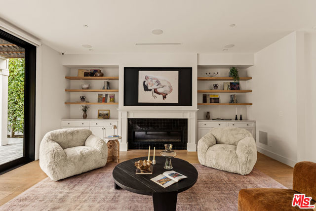 4448 Camellia Avenue photo 6
